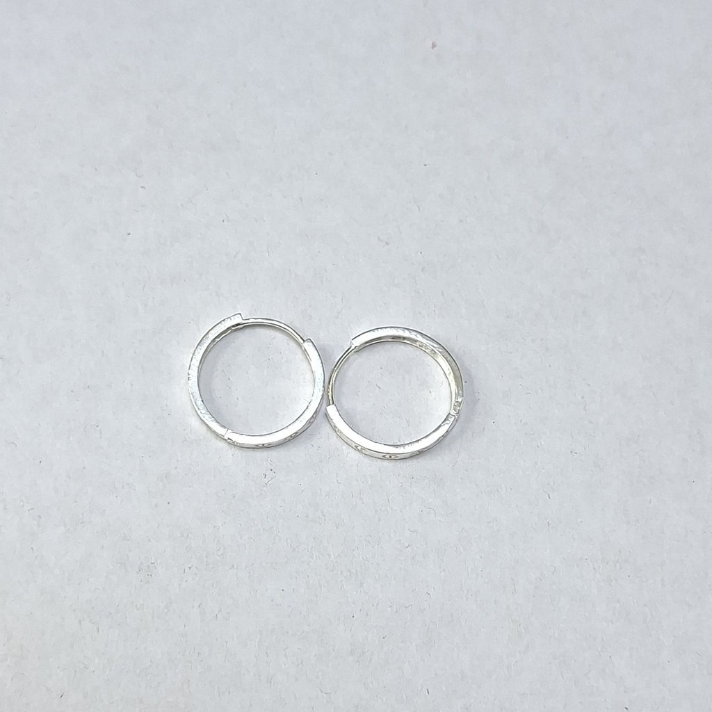 ARETES ARRACADAS FIG TORNILLOS PLATA .925 2.73 GR (NUEVO)