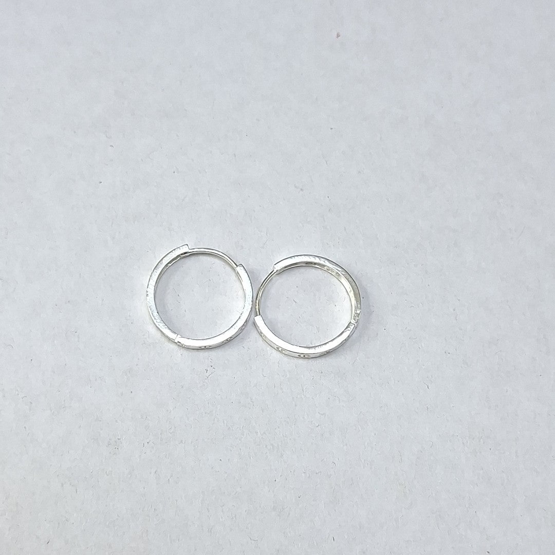 ARETES ARRACADAS FIG TORNILLOS PLATA .925 2.73 GR (NUEVO)