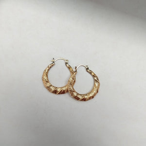 ARRACADAS PAR ORO 14 K 3.2 GRMS (SEMINUEVO)