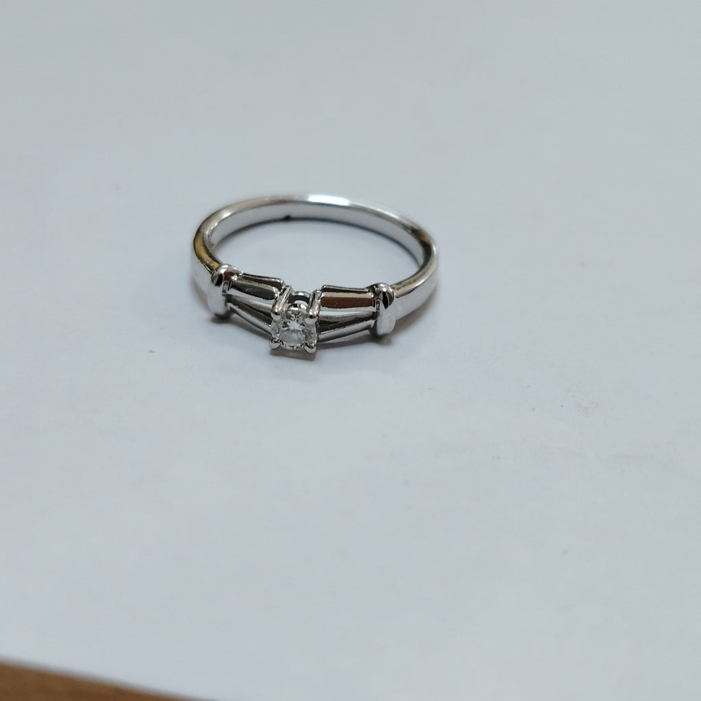 SOLITARIO ORO 14 K 2.6 GRMS (SEMINUEVO)