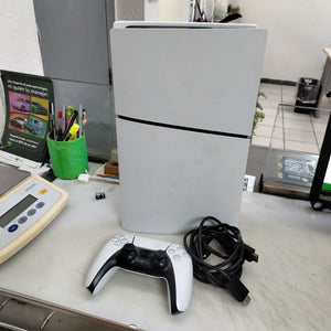 CONSOLA DE VIDEOJUEGO SONY PS5 SLIM 1 TB SSD (SEMINUEVO)