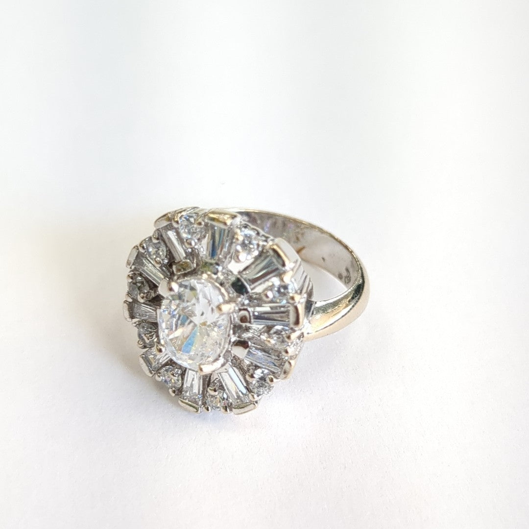 ANILLO ORO BLANCO 14 K 7.6 GRMS (SEMINUEVO)