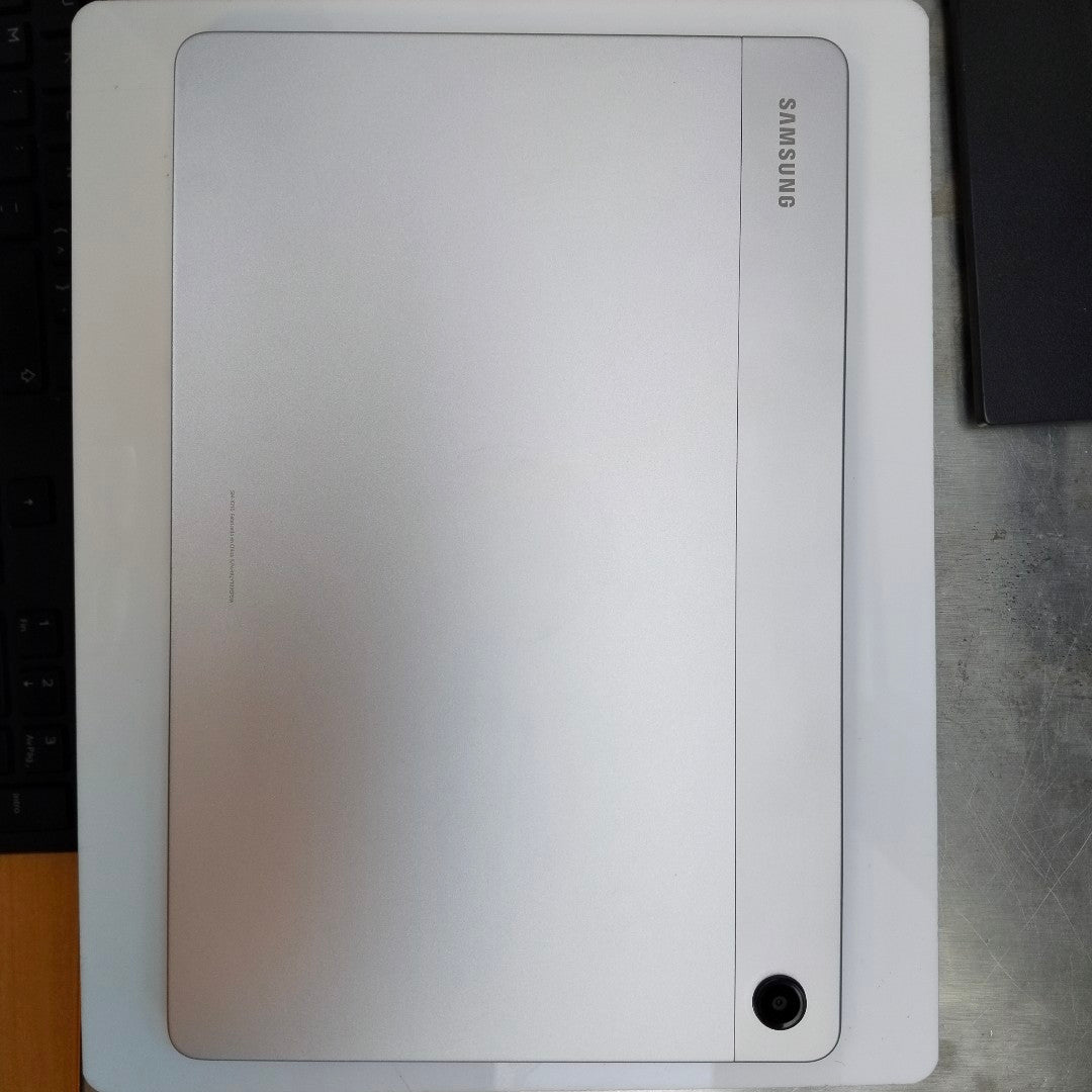 TABLETA SAMSUNG GALAXY TAB A9+ SM-X210 (2023) 128 GB 8 GB RAM (SEMINUEVO)