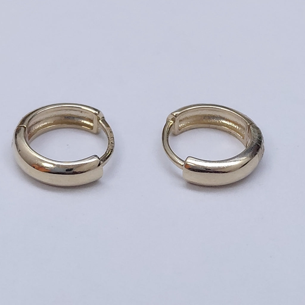 HUGGIES ORO 14K 1.1 (NUEVO)