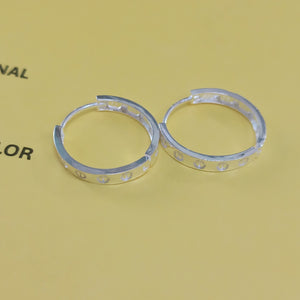 ARETES ARRACADAS FIG TORNILLOS PLATA .925 2.63 GR (NUEVO)