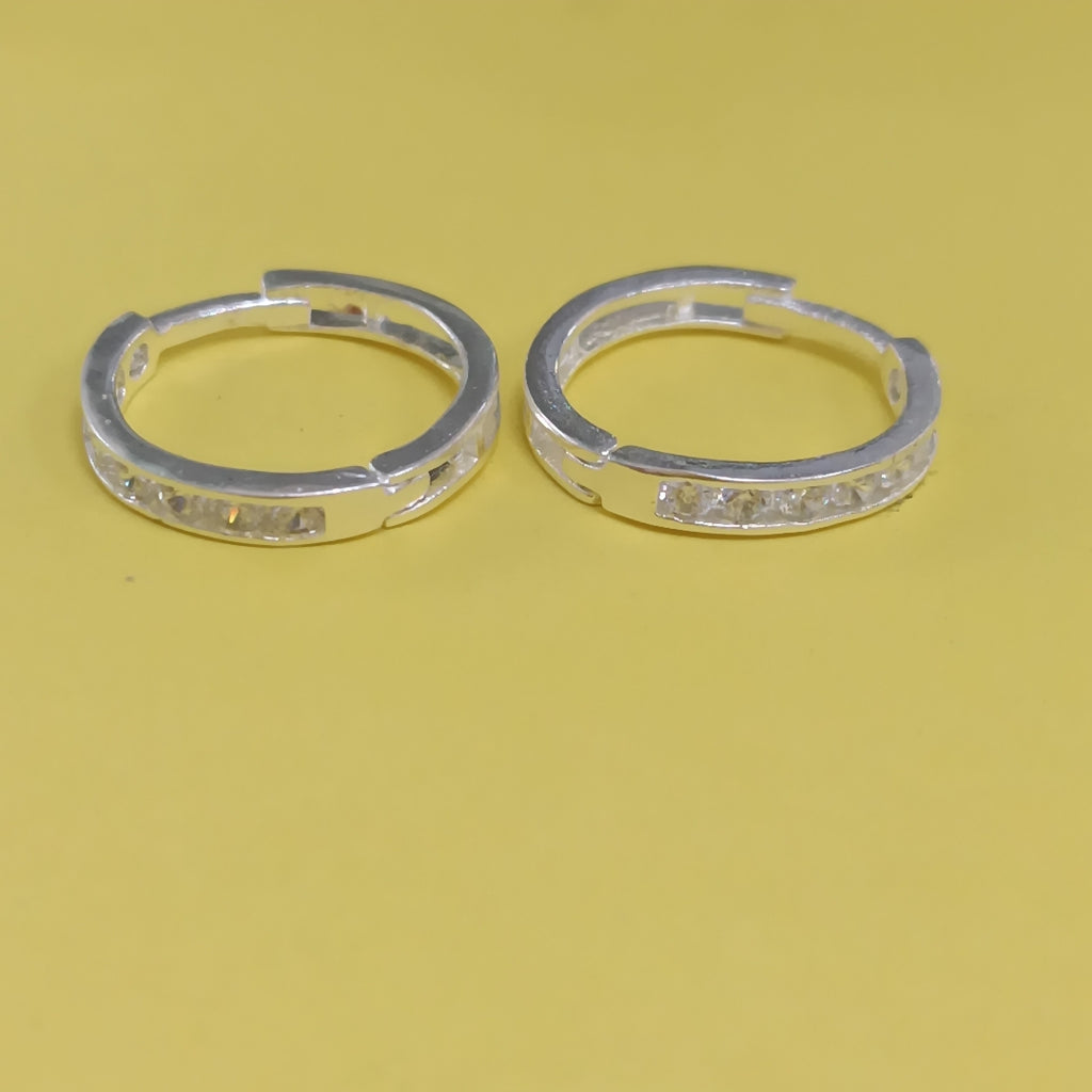 ARRACADAS C/CIRCONIAS PLATA .925 2.1 GR (NUEVO)