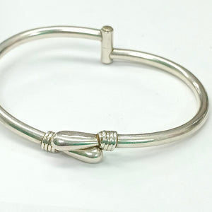 PULSERA RIGIDA PLATA 17.1 GRMS (SEMINUEVO)