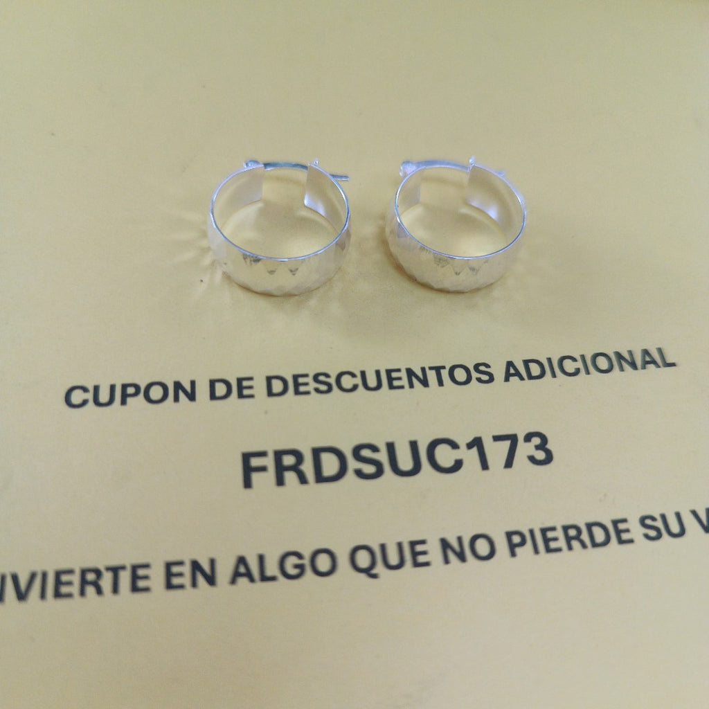 ARETES ARRACADAS FACETADAS PLATA .925 2.8 GR (NUEVO)