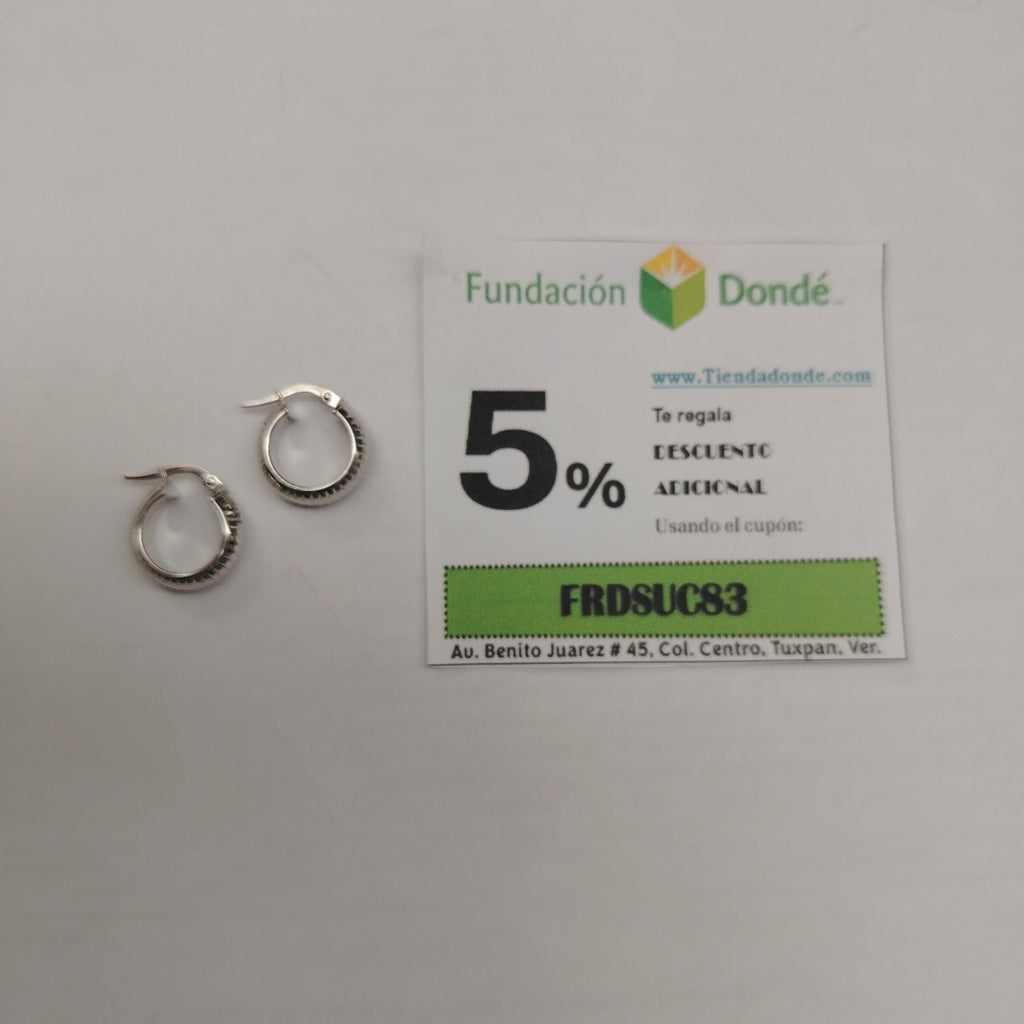 ARRACADAS PAR ORO BLANCO 14 K 2.5 GRMS (SEMINUEVO)