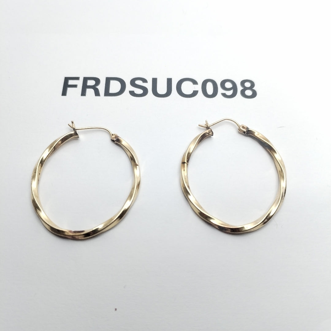 ARETES PAR ORO 10 K 2.6 GRMS (SEMINUEVO)