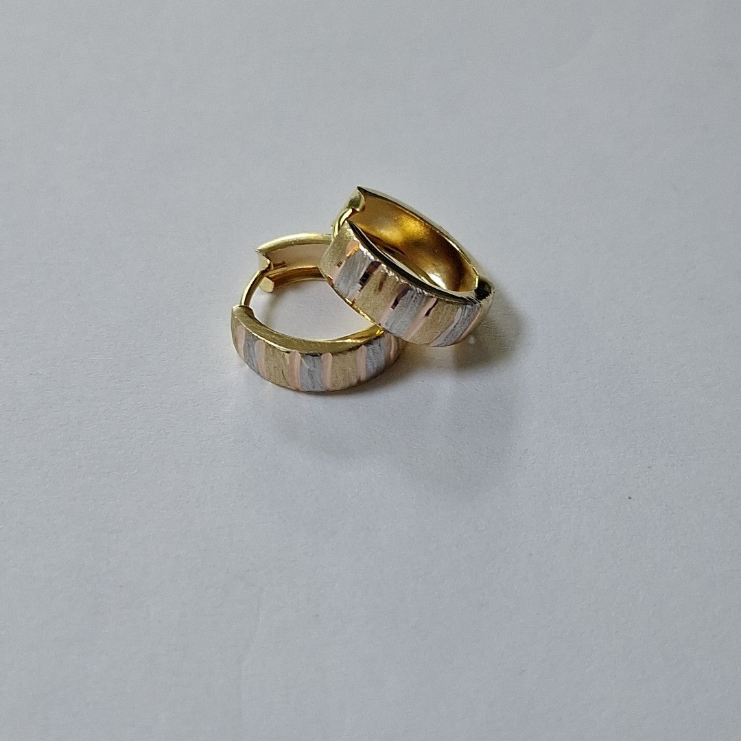 HUGGIES ORO 14K 1.8 (NUEVO)
