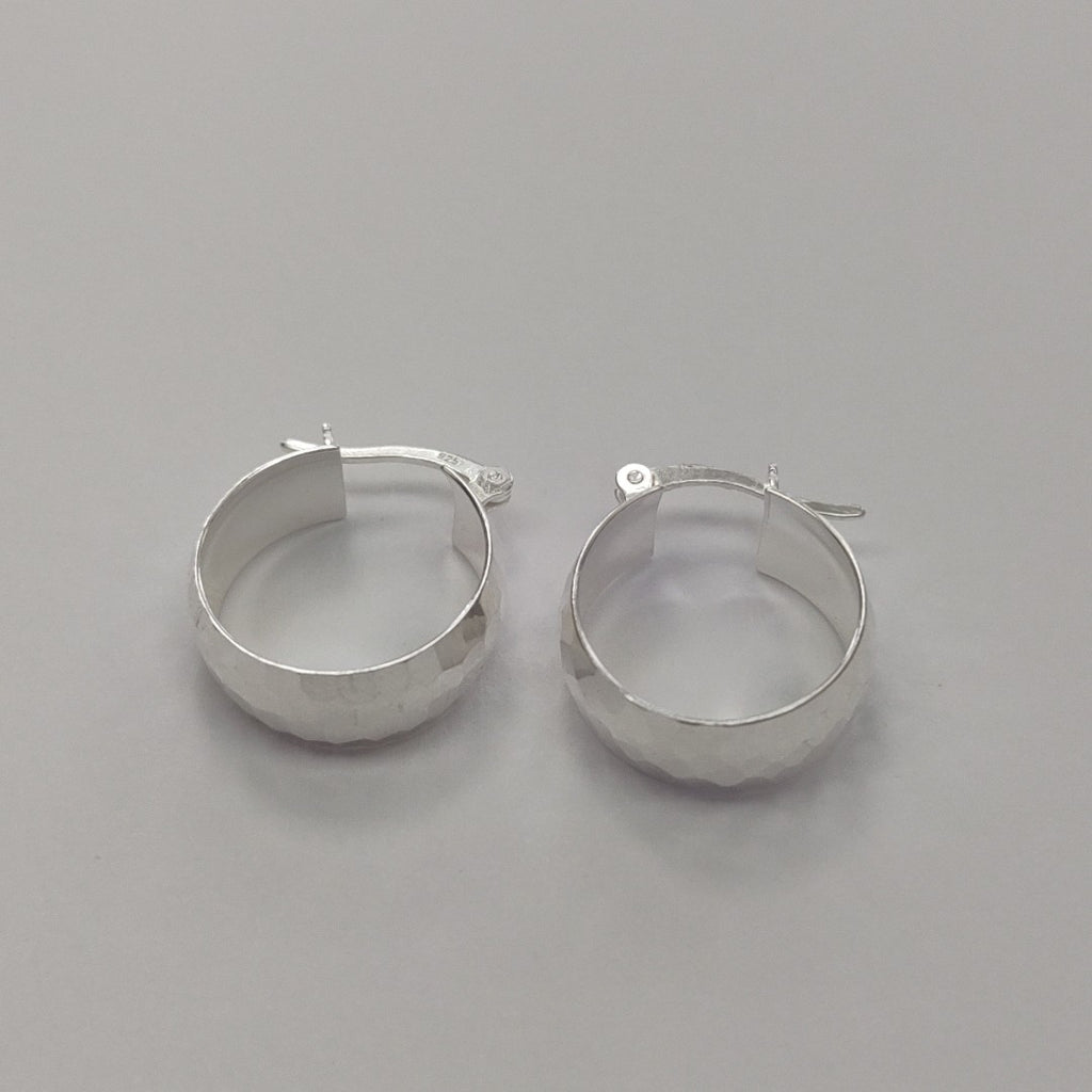 ARETES ARRACADAS FACETADAS PLATA .925 2.8 GR (NUEVO)