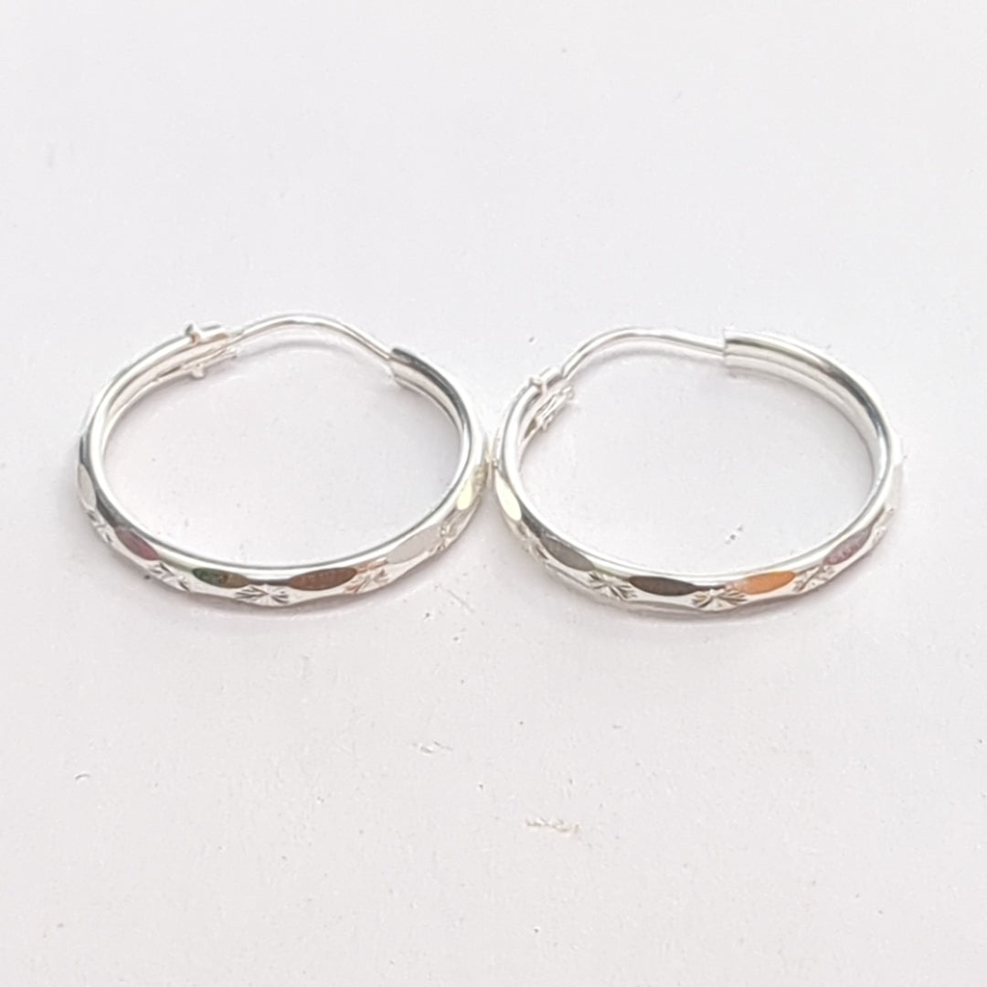 PAR ARRACADAS FACETADA PLATA .925 2.1 GR (NUEVO)