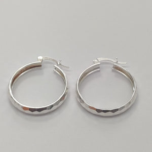 ARETES ARRACADAS FACETADAS PLATA .925 2.5 GR (NUEVO)