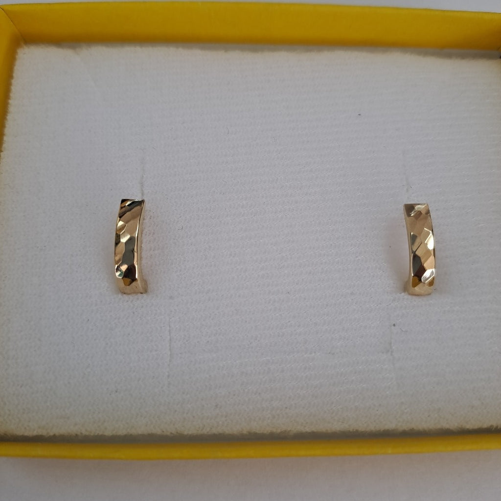 HUGGIES ORO 14K 1.1 (NUEVO)