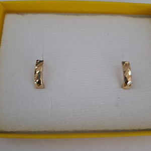 HUGGIES ORO 14K 1.1 (NUEVO)