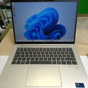 LAPTOP HP ELITEBOOK 840 G11 (2023) 512 GB SSD 16 GB RAM (SEMINUEVO)
