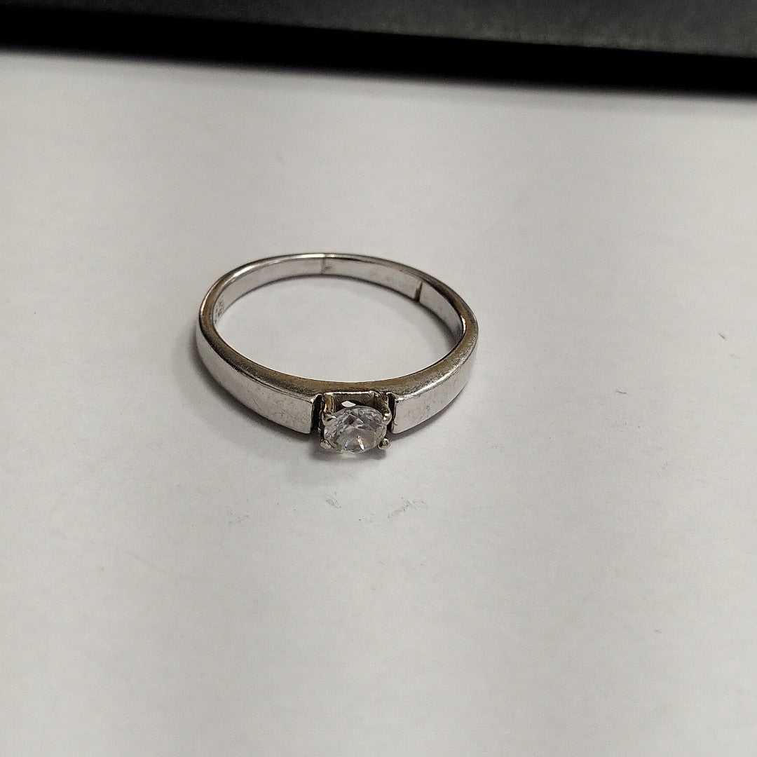SOLITARIO ORO BLANCO 14 K 2.7 GRMS (SEMINUEVO)