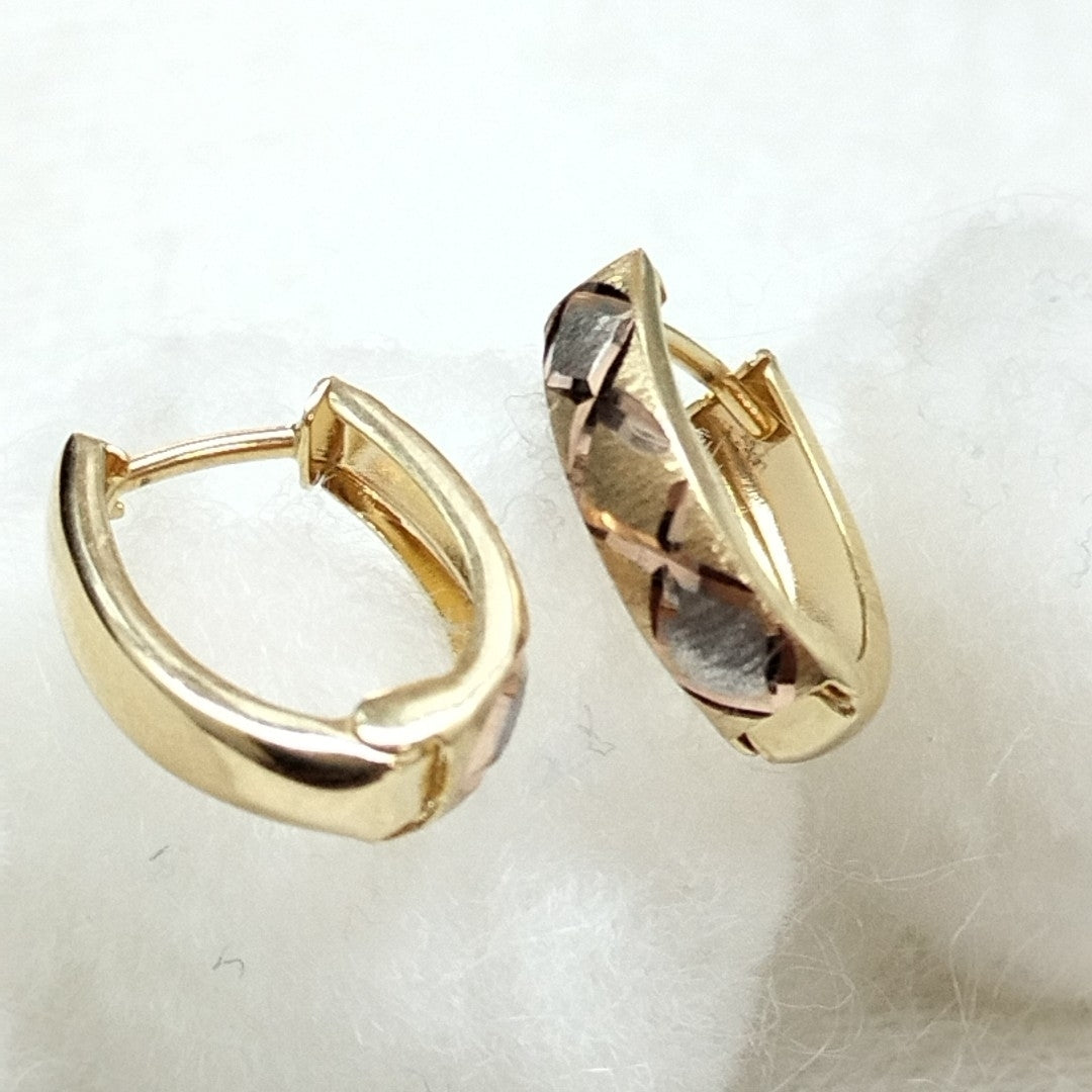 HUGGIES ORO 14K 1.1 (NUEVO)