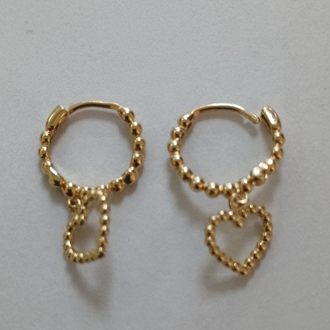 HUGGIES ORO 14K 1.8 (NUEVO)