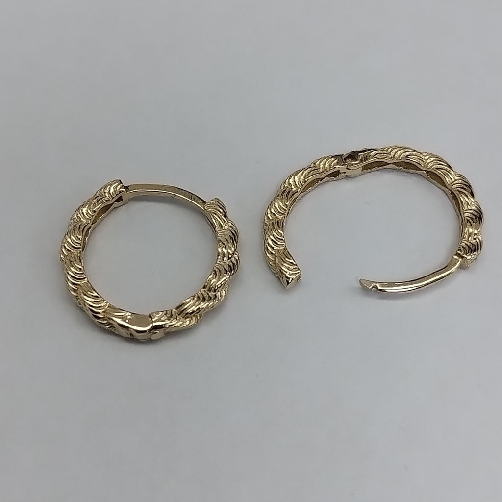 HUGGIES ORO 14K 1.9 (NUEVO)
