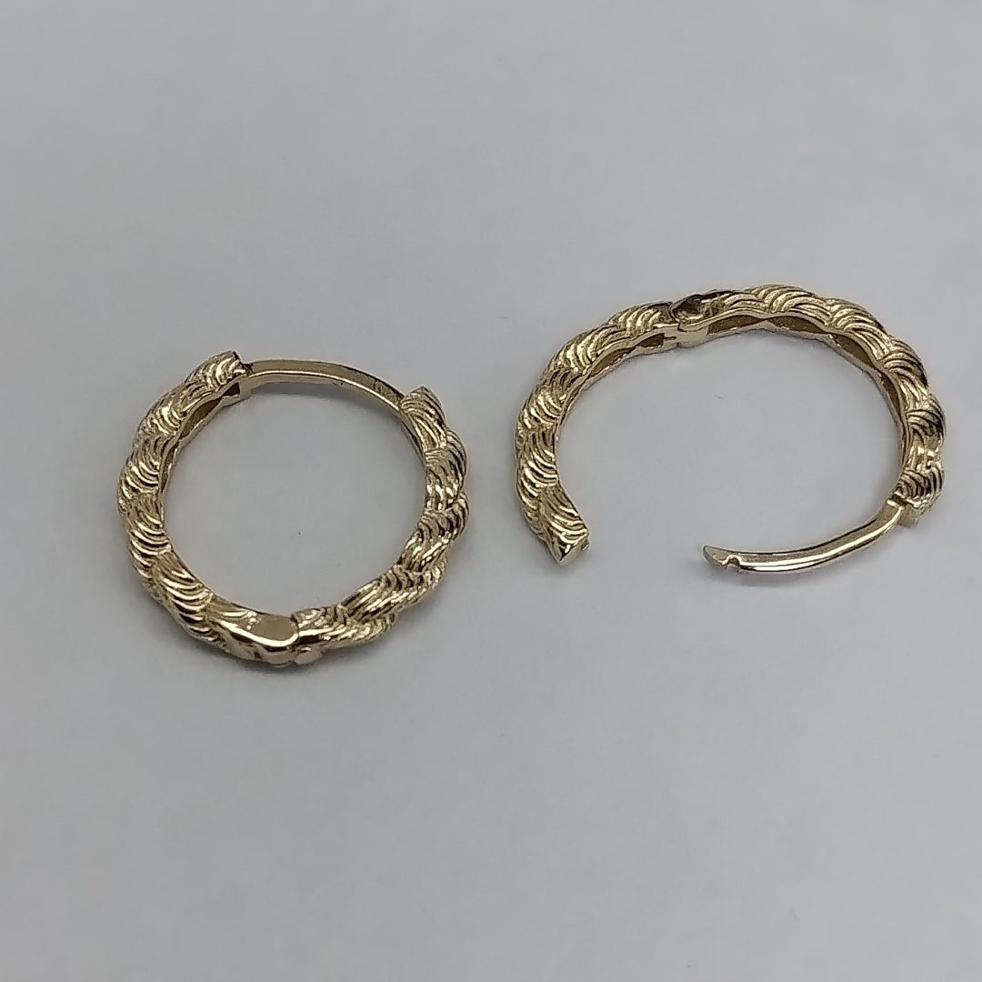 HUGGIES ORO 14K 1.9 (NUEVO)