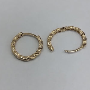 HUGGIES ORO 14K 1.9 (NUEVO)