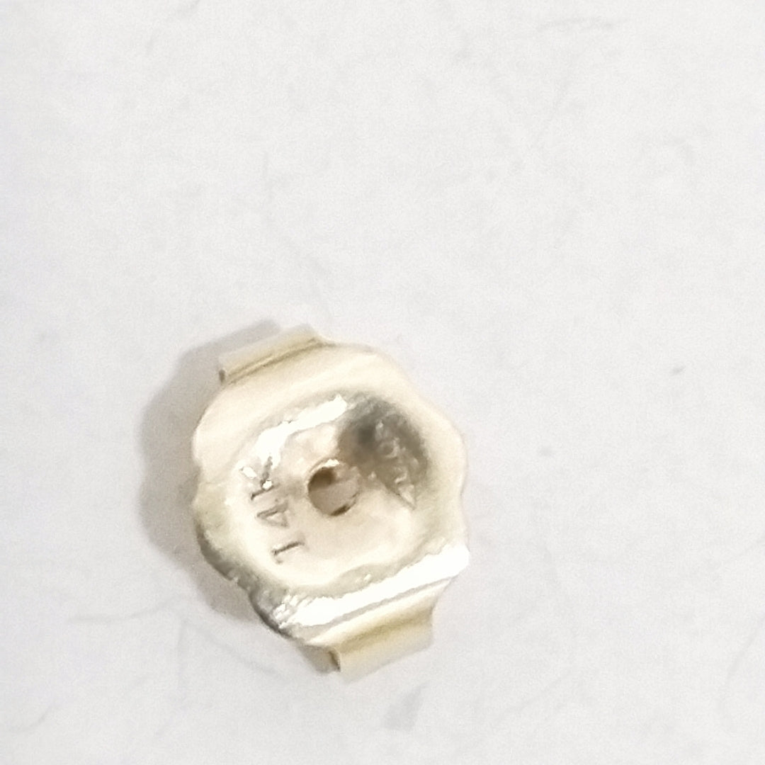 ARETES PAR ORO 14 K 1.8 GRMS (SEMINUEVO)