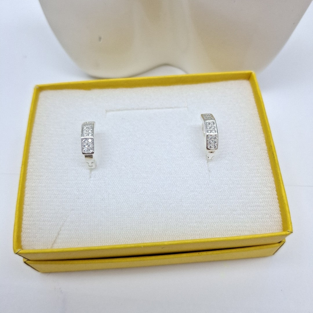 ARRACADAS C/CIRCONIAS PLATA .925 2.5 GR (NUEVO)