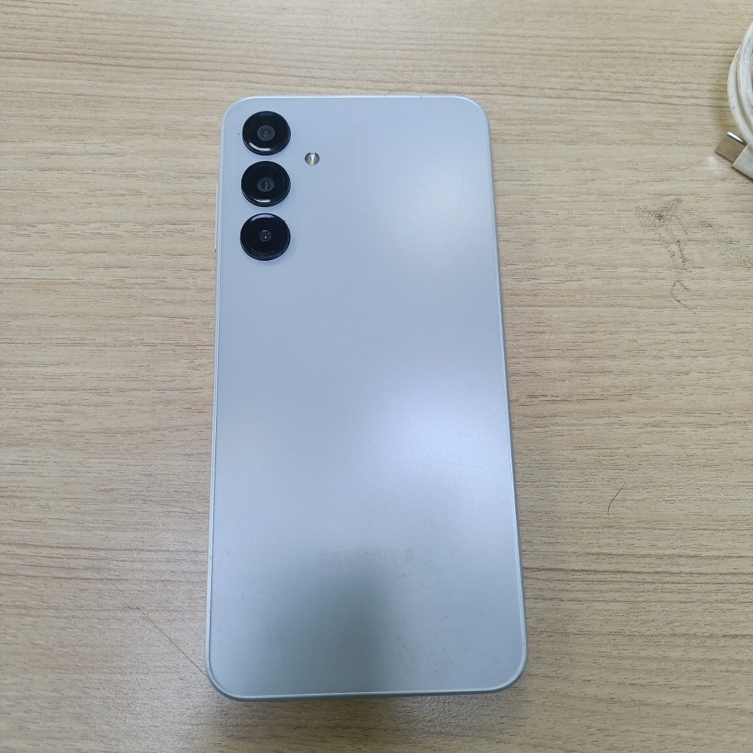 CELULAR SAMSUNG GALAXY A16 SM-A165M (2024) 128 GB 4 GB RAM (SEMINUEVO)