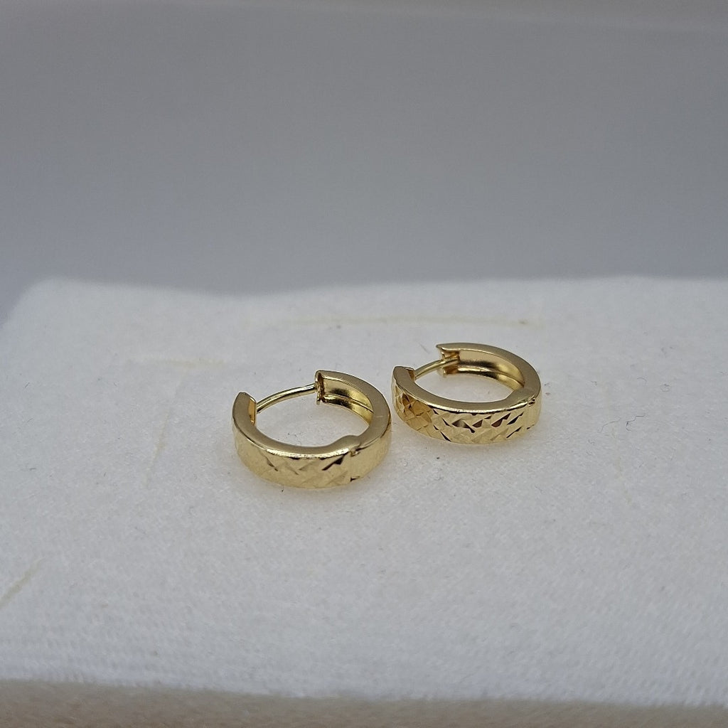 HUGGIES ORO 14K 1.2 (NUEVO)