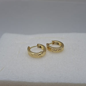 HUGGIES ORO 14K 1.2 (NUEVO)