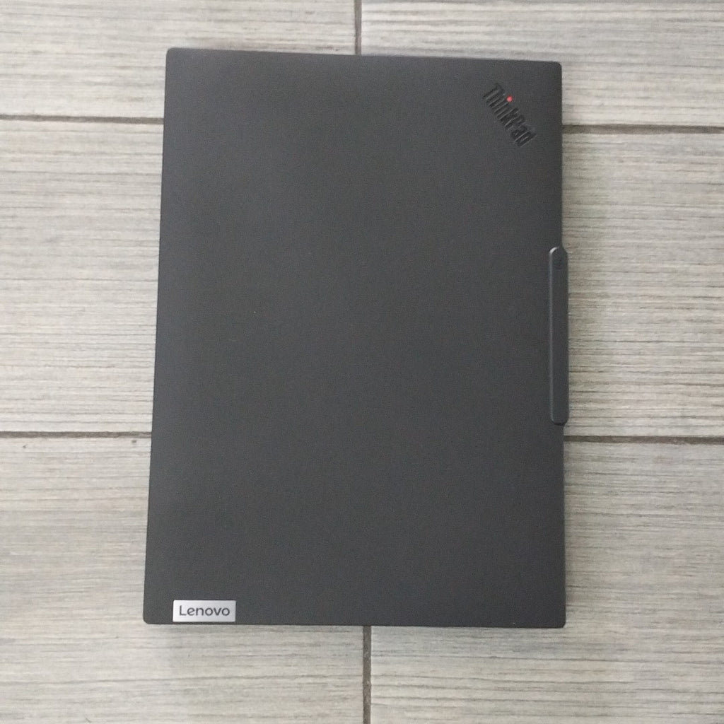 LAPTOP LENOVO THINKPAD T14 GEN 5 (2024) 1 TB SSD 32 GB RAM (SEMINUEVO)