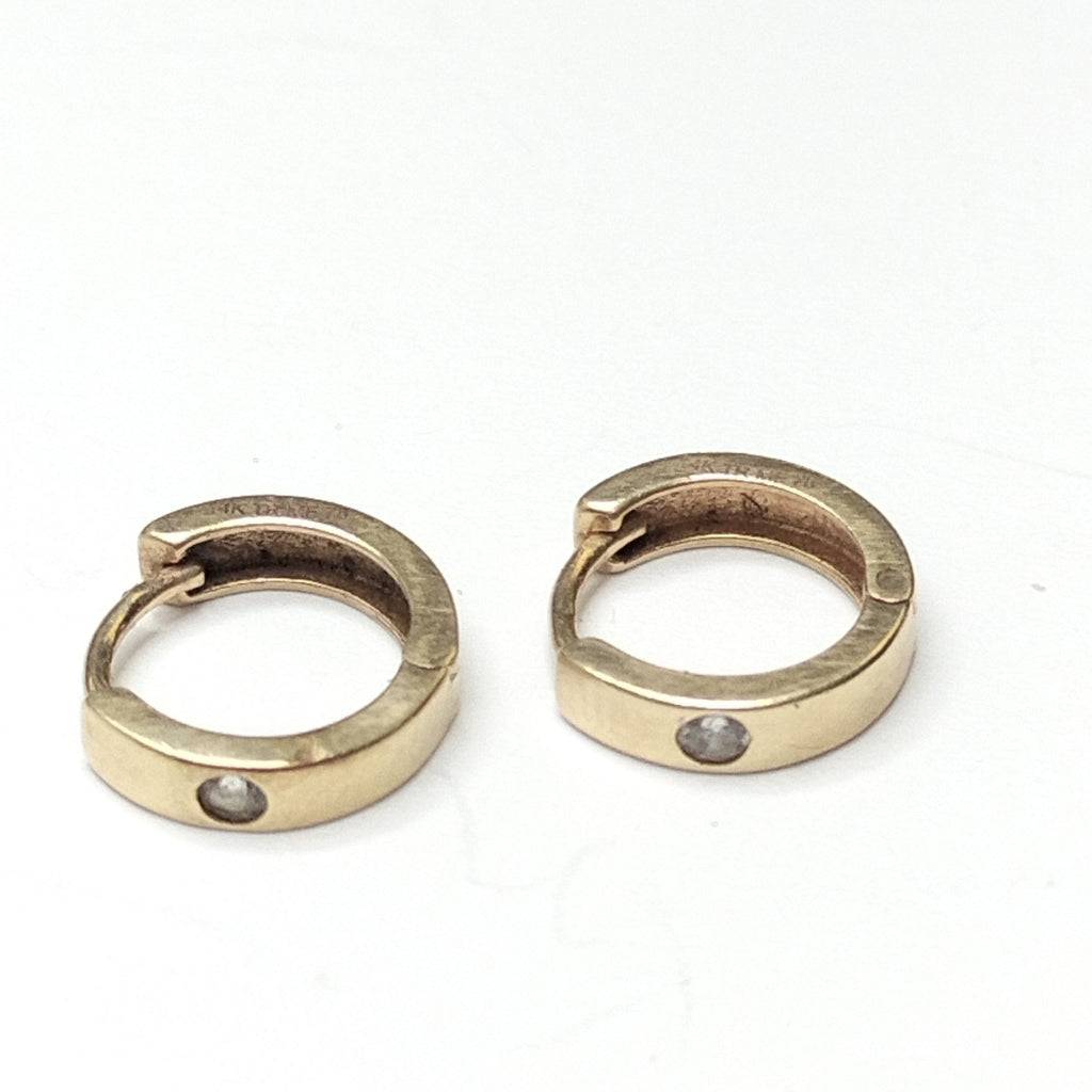 ARRACADAS PAR ORO 14 K 1.1 GRMS (SEMINUEVO)
