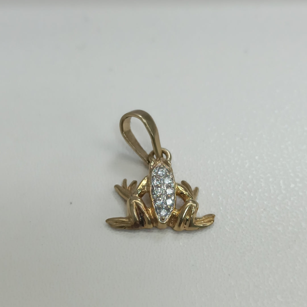DIJE ORO 14 K 1.7 GRMS (SEMINUEVO)