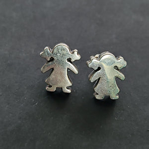 ARETES PAR PLATA 2,50 GRMS (SEMINUEVO)
