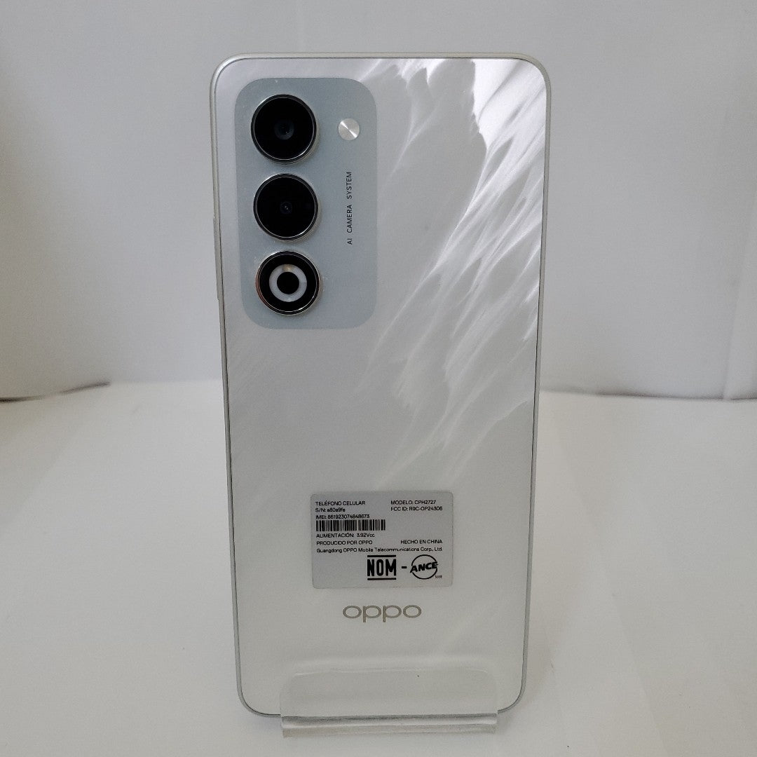 CELULAR OPPO A5 CPH2727 (2025) 256 GB 4 GB RAM (SEMINUEVO)