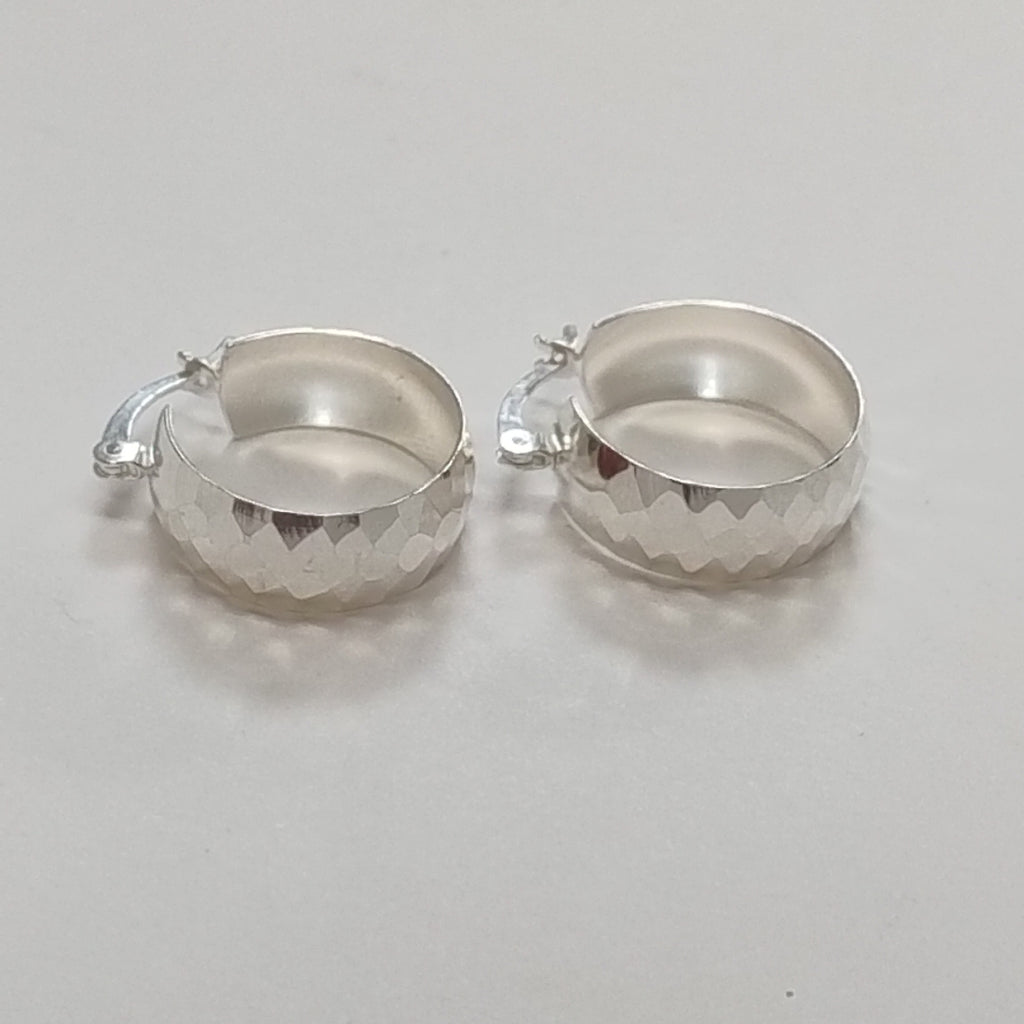 ARETES ARRACADAS FACETADAS PLATA .925 2.8 GR (NUEVO)