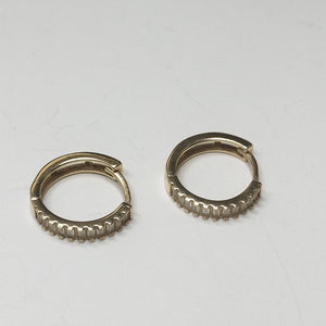 ARRACADAS PAR ORO 14 K 1.9 GRMS (SEMINUEVO)