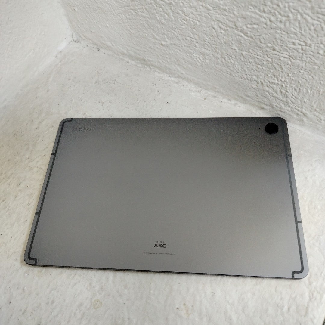 TABLETA SAMSUNG GALAXY TAB S9 FE SM-X510 (2023) 256 GB 8 GB RAM (SEMINUEVO)