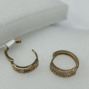 HUGGIES ORO 14K 2.6 (NUEVO)