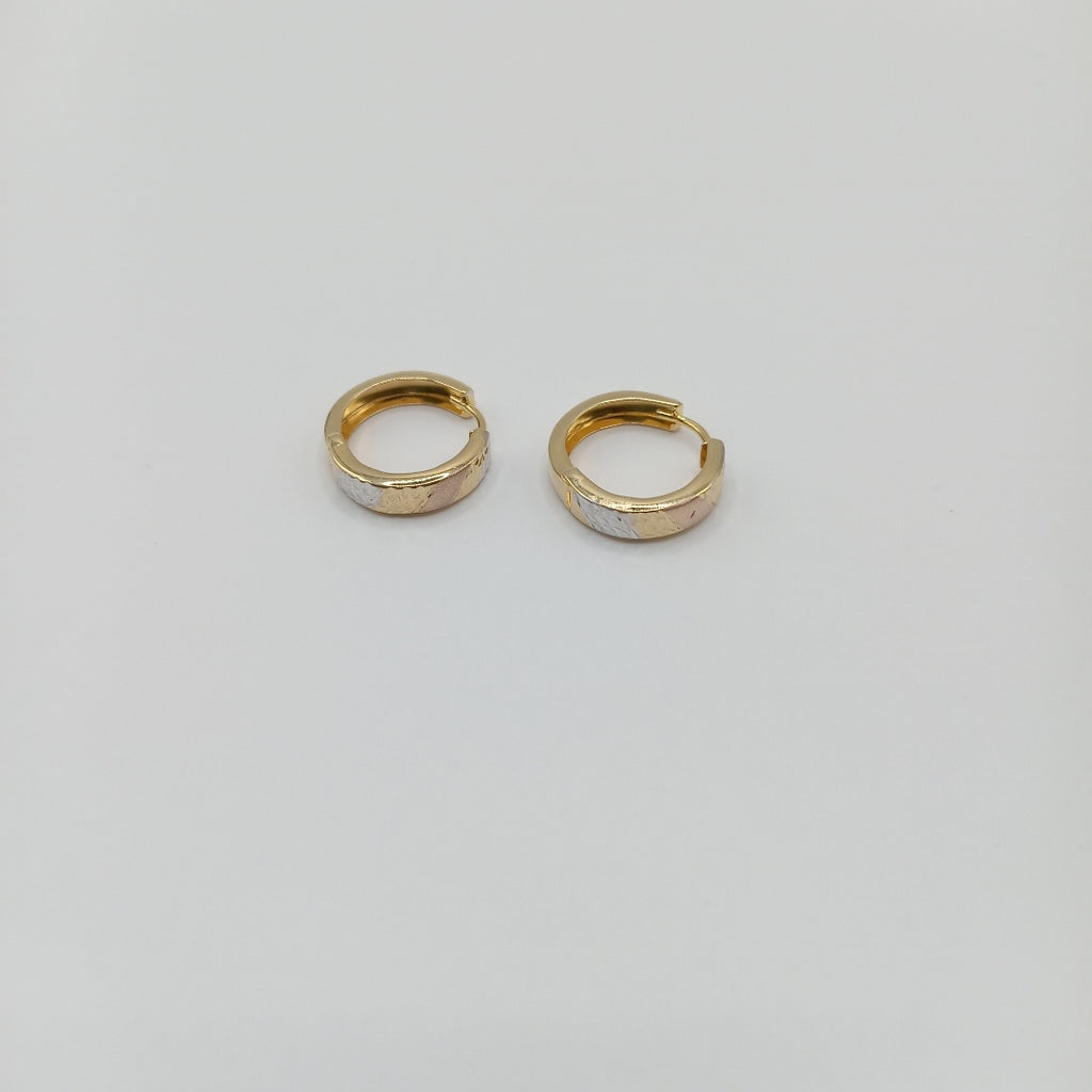 HUGGIES ORO 14K 1.5 (NUEVO)