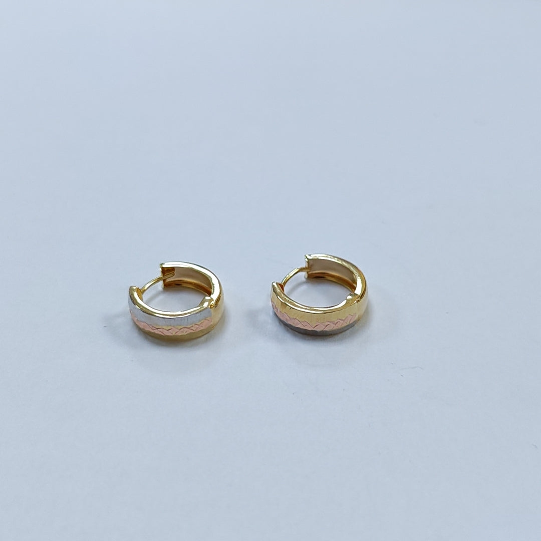 HUGGIES ORO 14K 1.6 (NUEVO)