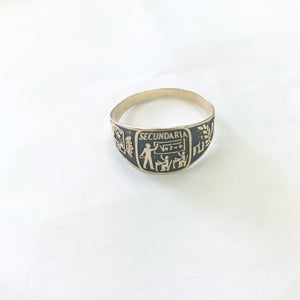 ANILLO DE GRADUACIÓN ORO 8 K 1,20 GRMS (SEMINUEVO)