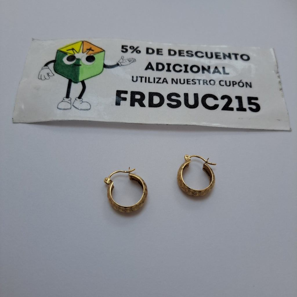 ARETES PAR ORO 8 K 1.8 GRMS (SEMINUEVO)