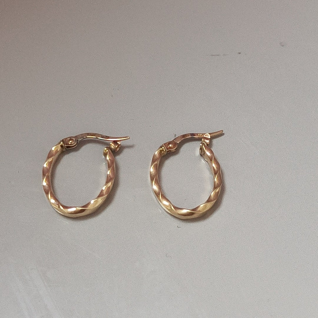 ARRACADAS PAR ORO 10 K 1 GRMS (SEMINUEVO)