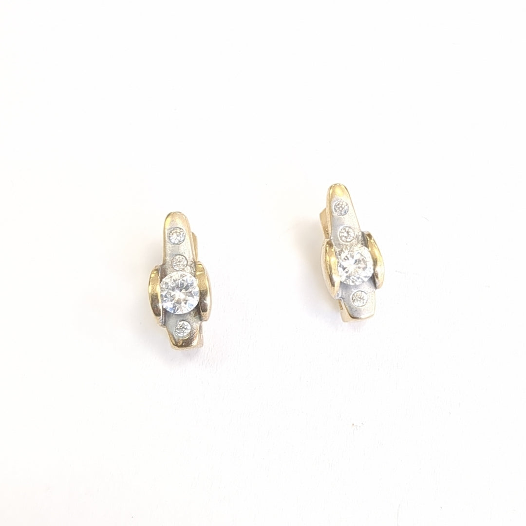ARETES PAR ORO 10 K 4,30 GRMS (SEMINUEVO)