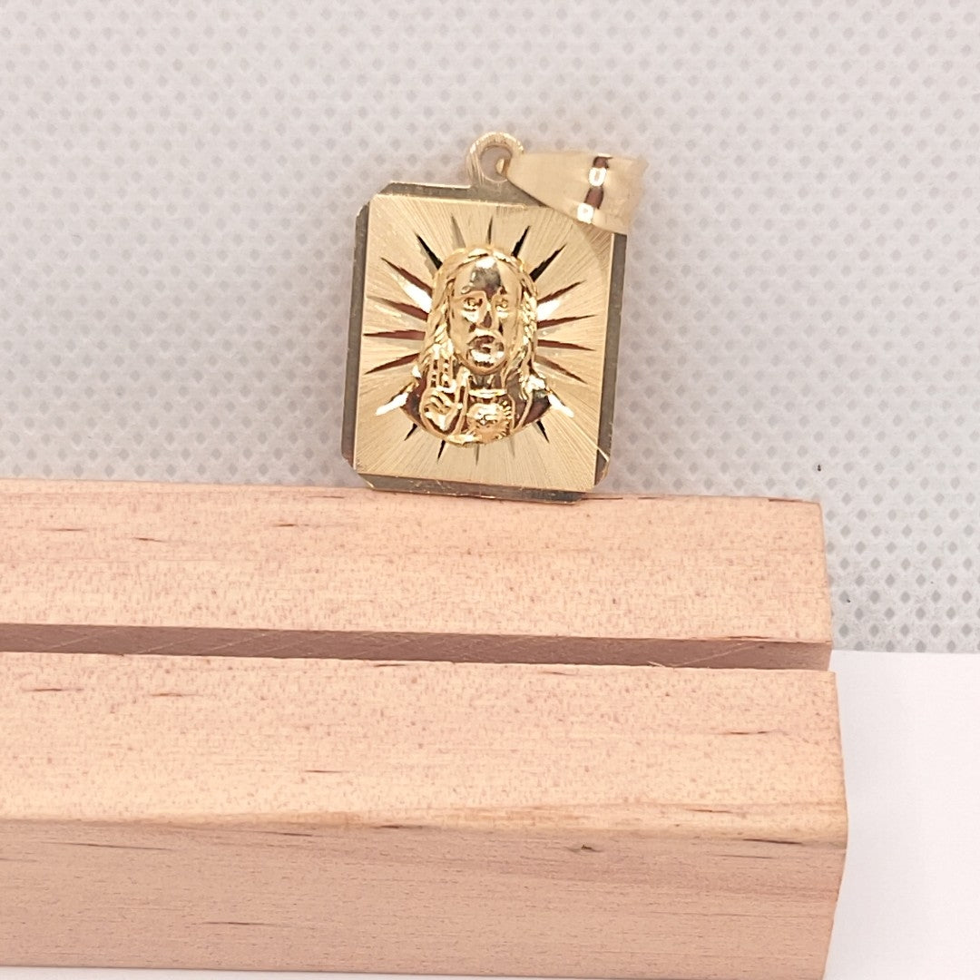 MEDALLA RELIGIOSA ORO 14 K 3.3 GRMS (SEMINUEVO)