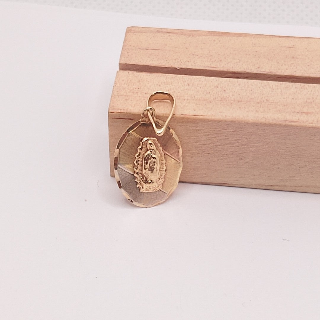 MEDALLA RELIGIOSA ORO 10 K 1.2 GRMS (SEMINUEVO)