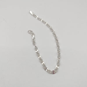 PULSERA TEJIDO ESPECIAL PLATA .925 18 CM 3.3 GR (NUEVO)